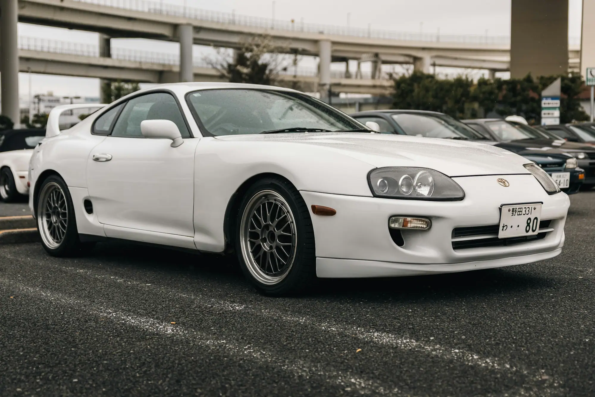 White Toyota Supra A80